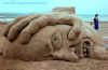 sand sculpture.jpg (29559 bytes)